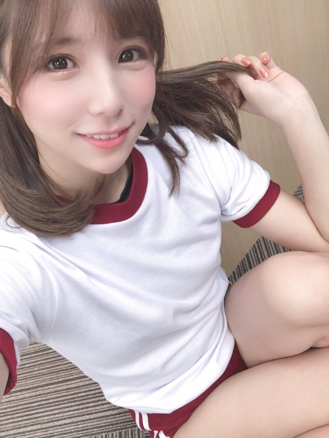 deepbluetomato:  夏本あさみ  