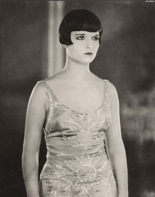 miss-flapper:  Louise Brooks as Kitty Laverne in A Social Celebrity, 1926 