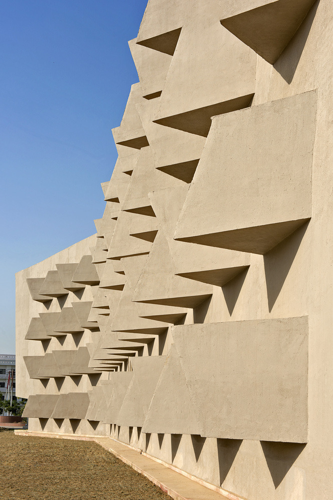 travelingcolors: The Street by Sanjay Puri Architects Location: Mathura, Uttar Pradesh,