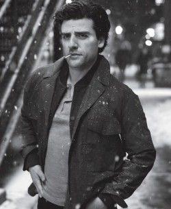 fersengrey:  Oscar Isaac on the cover of