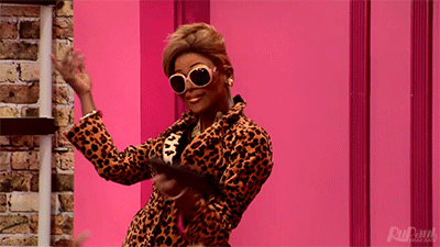 haydenthelittlemonster:  thatwasinsultingtobeyonce:  I KNEW YOU WERE TROUBLE WHEN YOU WALKED IN  SO SHAME ON ME NOW  NOW I’M LYING ON THE COLD HARD GROUND  