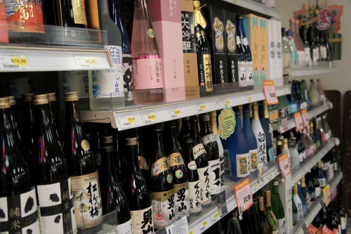 fuckyeah-japanesefood: 50 shades of…… Sake? by Le Tokio Amor on Flickr.