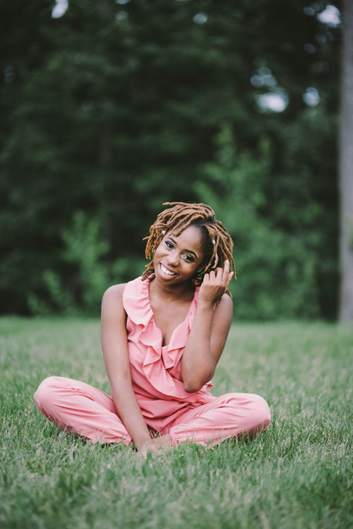 Portrait session with Kemishia Sorzano - 7/21/14. Makeup by: queensuzie Photography by: visuals-by-r