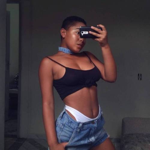 http://streetgrl.tumblr.com/post/161703801887