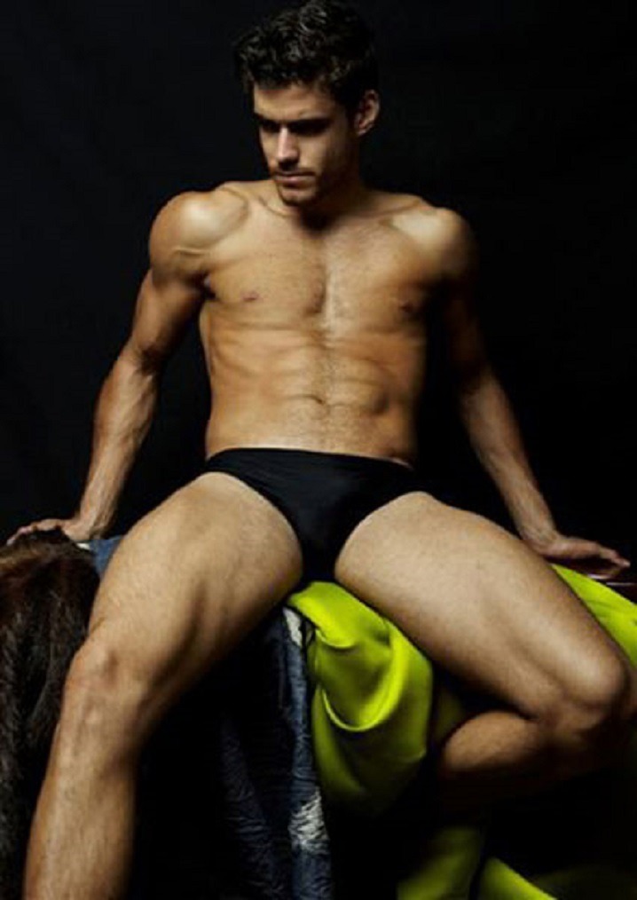 boyzfrombrazil:  extra0rd1nary-belleza: Caio Cesar GIF by Sabas,Photographed by