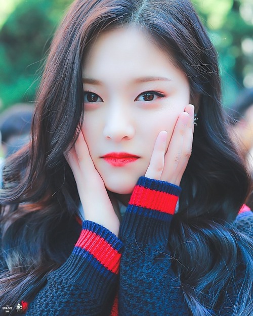 loonatiks:Pretty