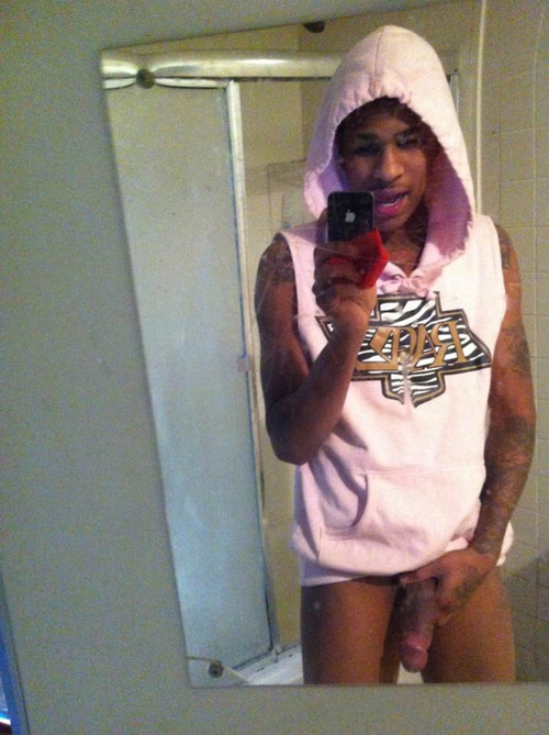 thatjackpot:  savvyifyanasty:  &gt; boy!   Follow: THATJACKPOT.tumblr.comFollow: