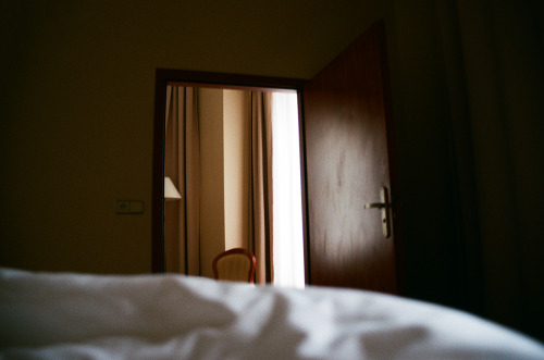 hotelroom