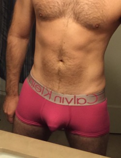 bulgebulge:  boyfriendunderwear:  Pink VPL