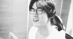 peggiehoi:  Taecyeon ± goofing off 