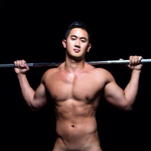 uniqueasians:  HUNGR is a geosocial networking web application that makes use of the device’s geolocation. This allows users to locate each other within close proximity for hookups. www.hungr.me 