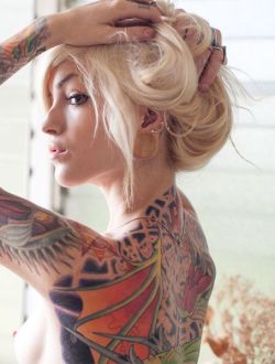 we-require-more-tatooed-girls:  More @ http://we-require-more-tatooed-girls.tumblr.com