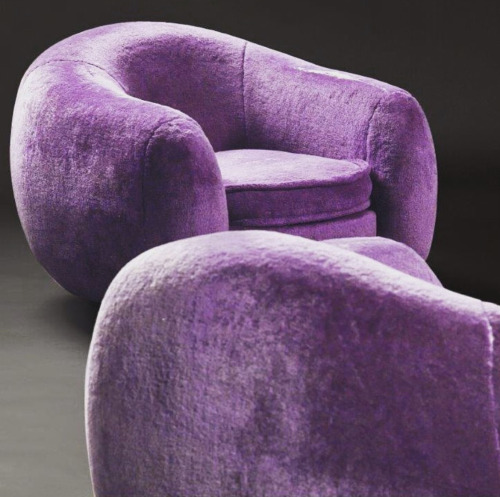 nowebsite:  Jean Royere ours polaire chair,