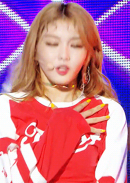 Chungha + Performances: 170624 / Why Don’t You Know