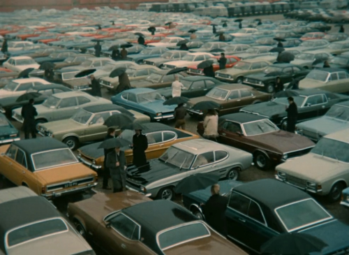 highvolumetal:   Trafic , Jacques Tati , 1971   