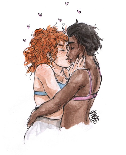 toodrunktofindaurl:There, have some nb peeps & trans & queer ladies of color with their loved ones. ♥