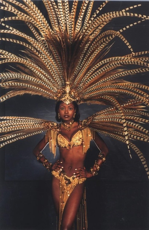 vintagewoc:Wendy Fitzwilliams Miss Universe (1998)