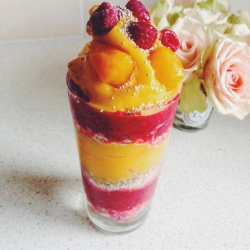 Mango and raspberry layered sorbet(for a raw sorbet: skip the muesli and buckinis)