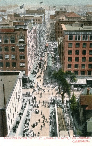 3rd St. Angels Flight on Flickr.
A bird’s eye view from Angels Flight circa 1925