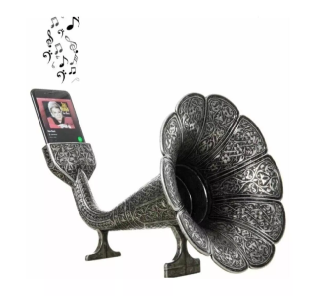 product photo of a big metal trumpet such as might be attached to a phonograph, or perhaps stuck in your ear if you're an old timey guy who's hard of hearing. but instead at the small end it has a slot to jam your phone into. 