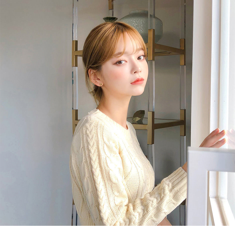 korean-dreams-girls:  Kang Tae Ri - October 15, 2018 Set