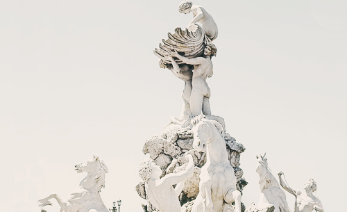 claudiatiedemanns:  Fuente Monumental Las Nereidas (by Lola Mora) in Buenos Aires,