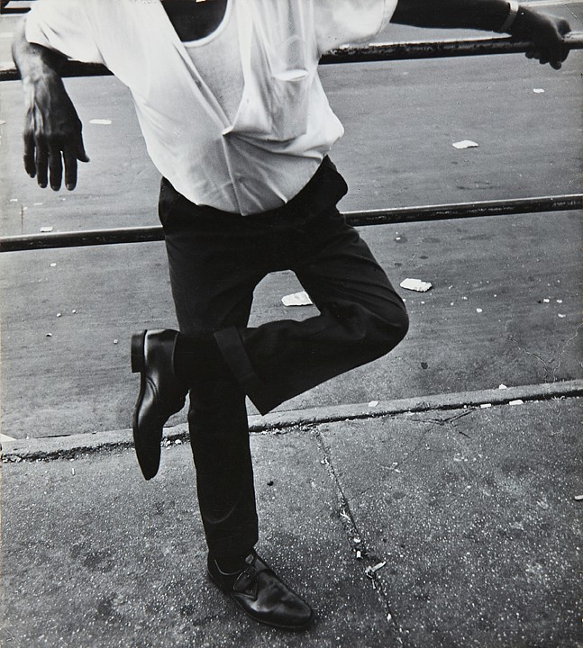 emigrejukebox:  Leon Levinstein, ca. 1973