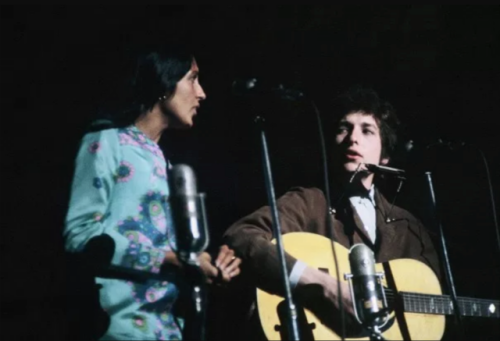 bobdylan-n-jonimitchell:Joan Baez and Bob adult photos