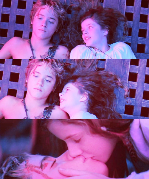 elmobanzuela:  I will forever love this moment.. especially after Jeremy Sumpter blew up after the kiss.. best part in the movie! He was literally on cloud 9 when that happened! <3 so cutee 