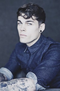 Stephen James Hendry By Manuel Otero