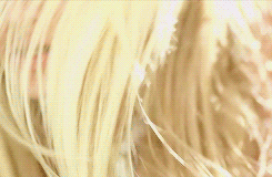 itsthepriceoffame:  I’m addicted to you, don’t you know that you’re toxic? 