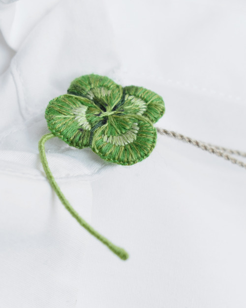 Four-leaf clover Brooch28 * 54 mmhttps://boosty.to/lerapetunina