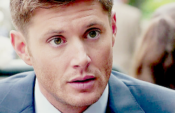 Random caps of Dean being painfully handsome