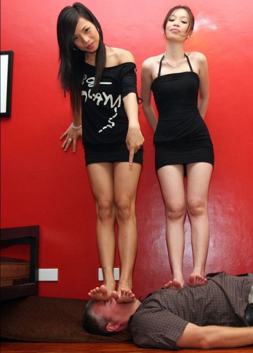 asianmistress-whiteslave:Barefooted filipina girls humiliate tourist.  The tourist licks asian feet 