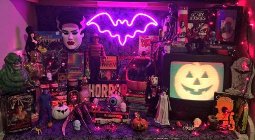 halloweenatdusk: Ladies &amp; gents: may I present…my 2018 Halloween mood table by 