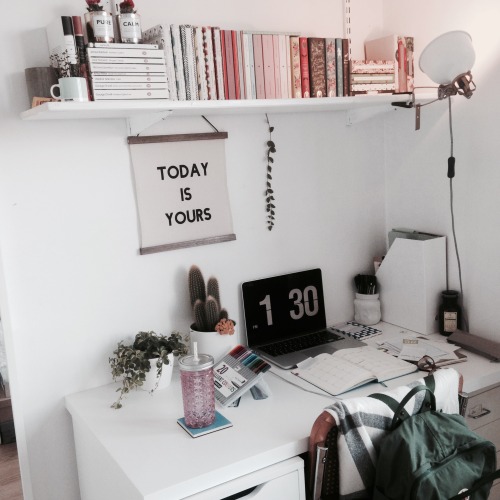 studyfulltime: 30•12 UPDATED: study space organisation✎  Pic 1-overview….my pretty books shelf & the desk itself. Must haves: pens, plants, bullet journal, water, candles. I store journals/papers in the magazine file on the desk.  Pic 2-Old/complete