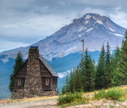 Bobcronkphotography:  Taking In The View - Oregon - From The Top Of Ski Bowl With