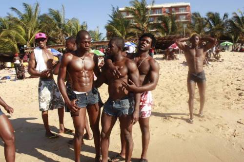 afrobangala:  AfroBangala Reblog, follow:  http://afrobangala.tumblr.com/    Send your submissions to: http://afrobangala.tumblr.com/submit Check out the archive, tons of Hot Afro Males: http://afrobangala.tumblr.com/archive 