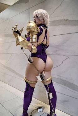 cosplayrocksmyworld:  Ivy