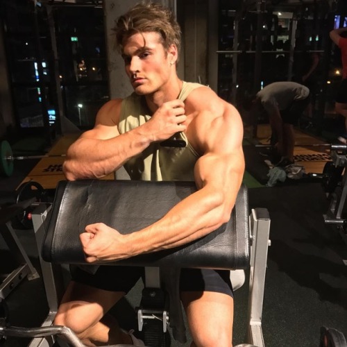 bicepsinsleeves: Aussie Fitness Model @Carltonloth has the most Perfectly Sculpted and Massive Arms!