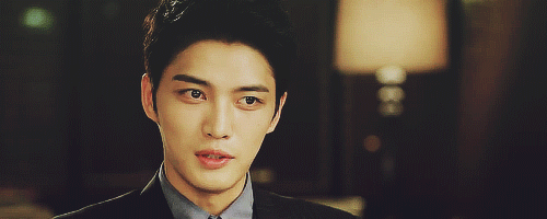 ilovekimjaejoong:  ego-centrik:  The weather is just like my heart,I cry then I laugh,