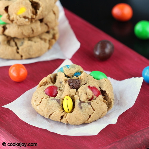 delicious-food-porn:  in-my-mouth:  Soft Monster Cookies   Follow for more food