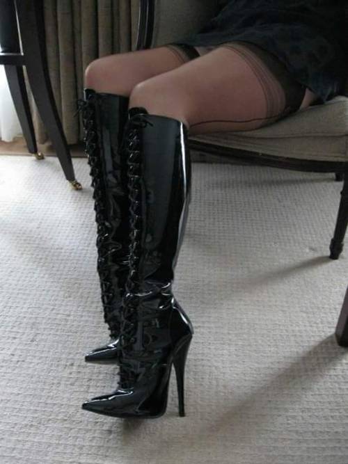 extreme heels