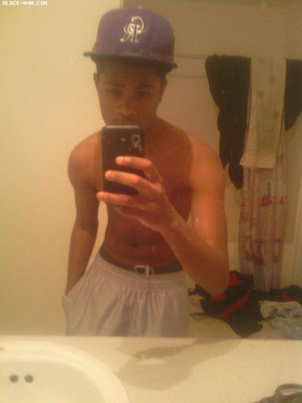 black-m4m:  Young Thuggy Boy http://www.BLACK-M4M.com - Browse 1,000’s of Gay,