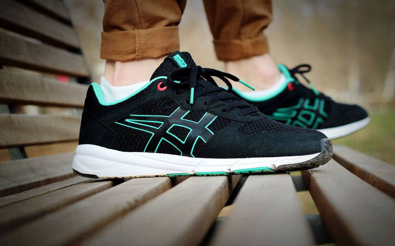 onitsuka tiger shaw runner