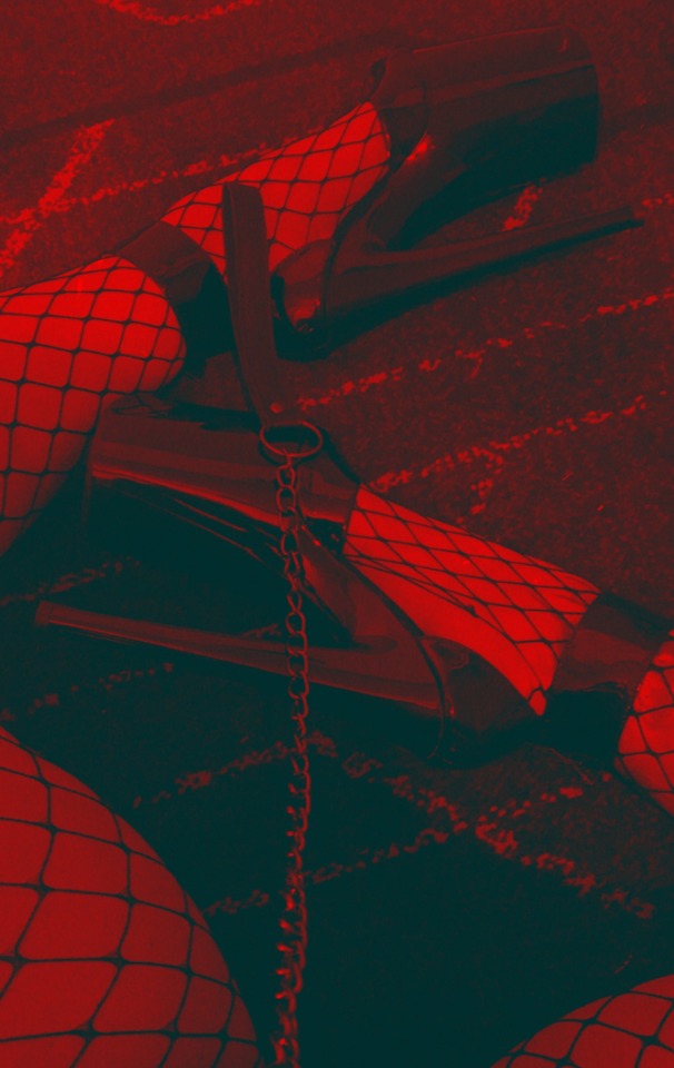 slut4dracula-deactivated2023021:🖤❤🖤❤