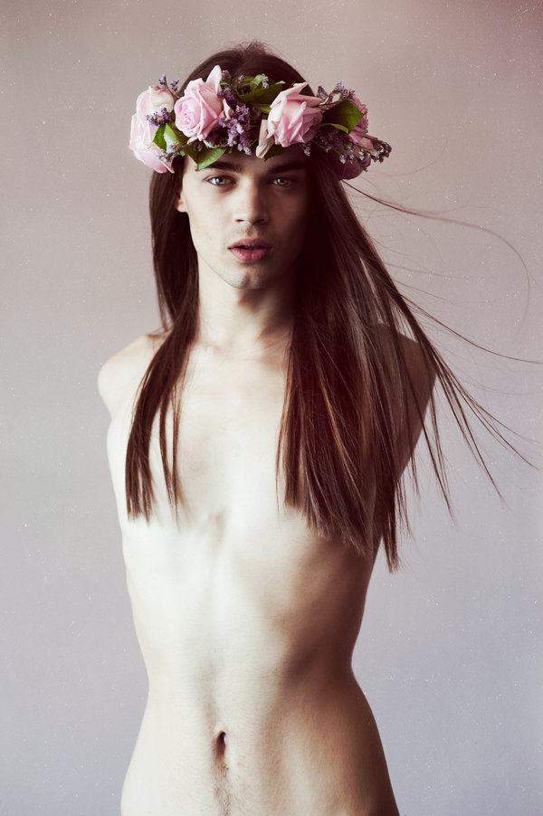 ohthentic:  vladioglas:  going on war by Voodica  all queer 