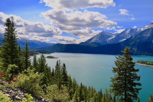 oneshotolive:  Upper Kananaskis Lake, Alberta