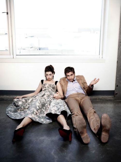 hollygossip: Crazy,Cool and Collected by Anne Hathaway and Jake Gyllenhaal