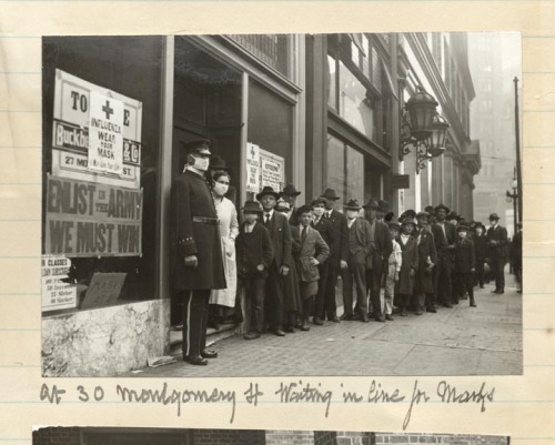 memoriastoica:&ldquo;Say Boss, Have One on Me&rdquo;Waiting in line for flu masks.Flu epidemic of 1918; San Francisco.